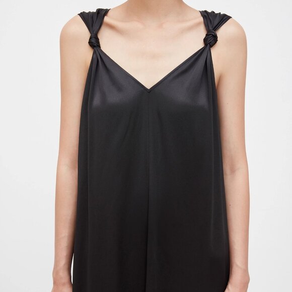 CHICJOC Minimalist Black Knotted-Strap Dress – Size 38 - Picture 5 of 13